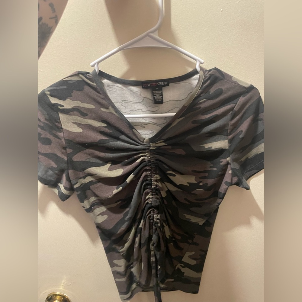 Scrunchy top